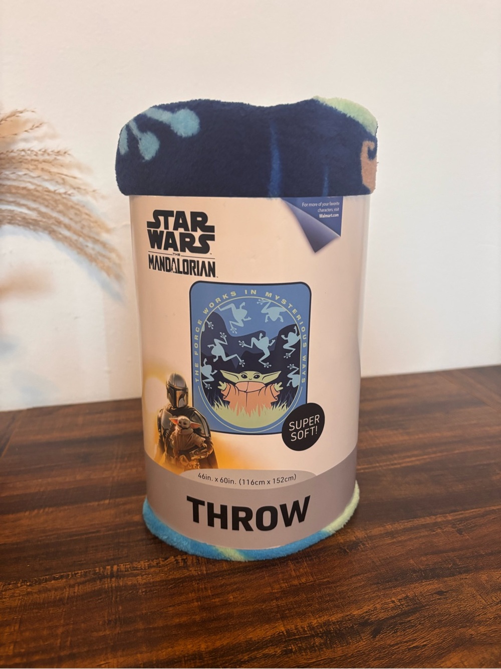 Star Wars Mandalorian Grogu Navy and Light Green Plush Throw Blanket